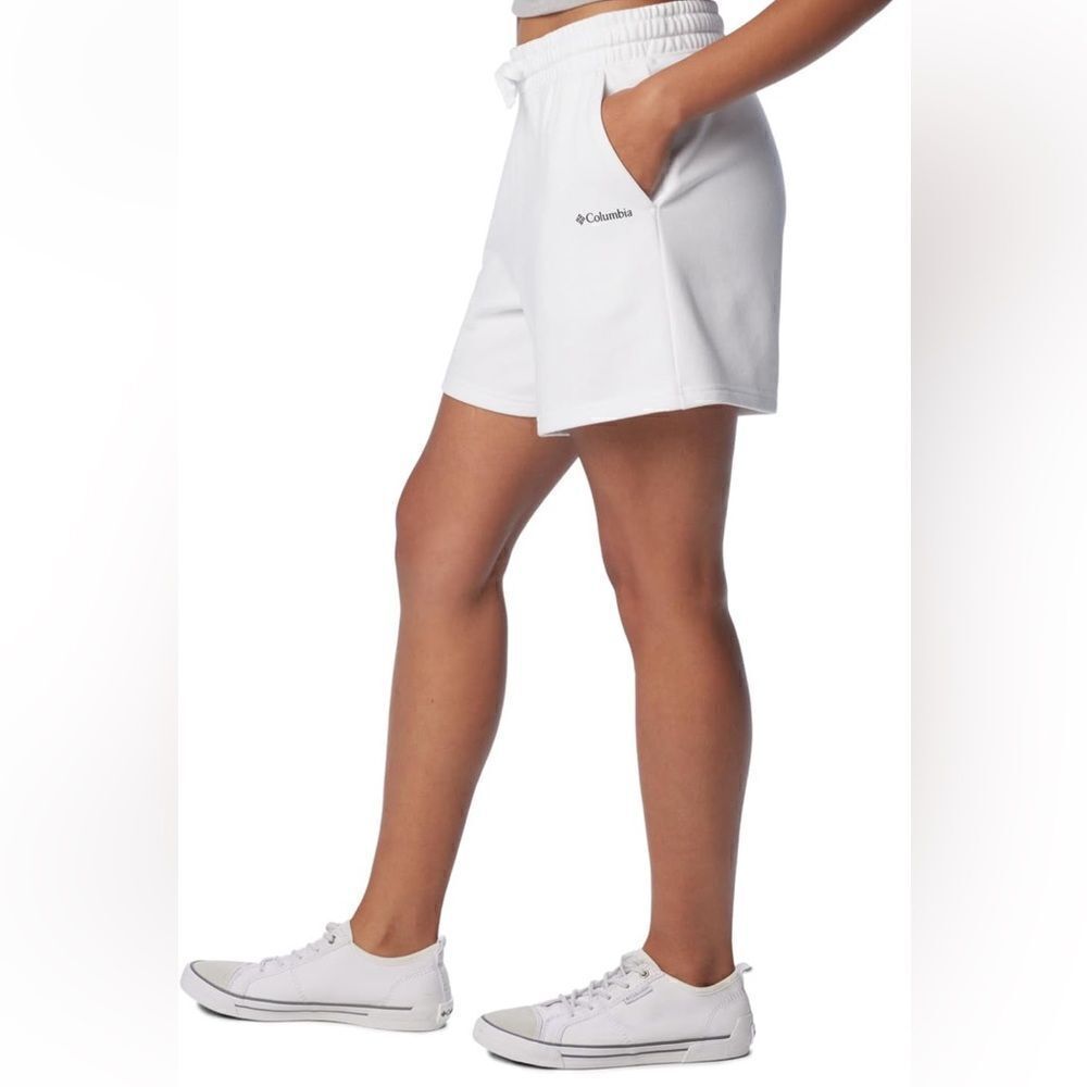 Columbia White Athletic Shorts for Active Performance